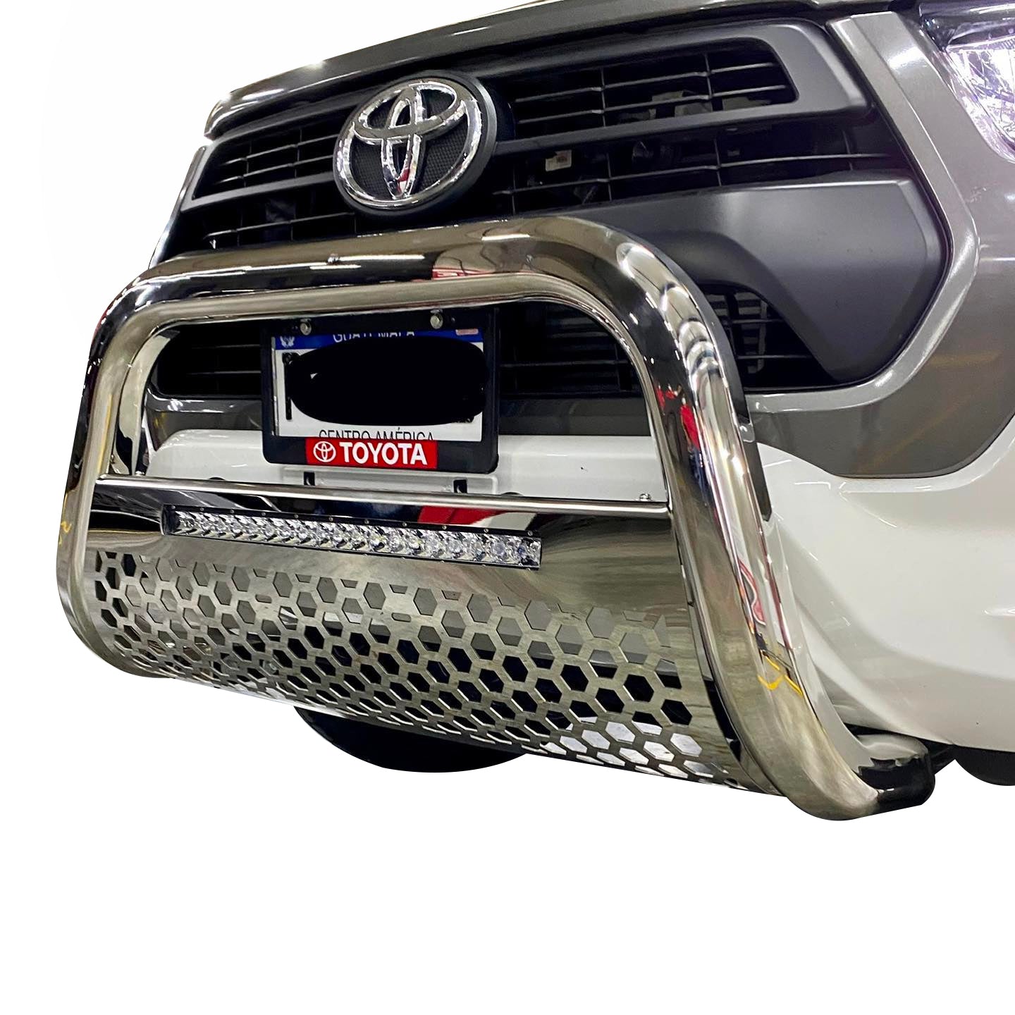 DEFENSA CROMADA CENTRAL TUBO HEXAGONAL CON BARRA LED