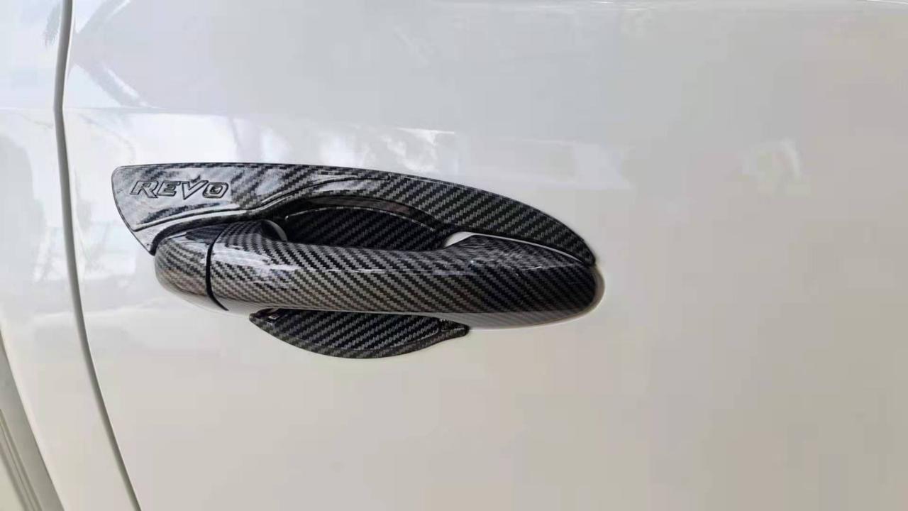 KIT DE CARBONO DE HILUX 2.4 REVO 2016 al 2022