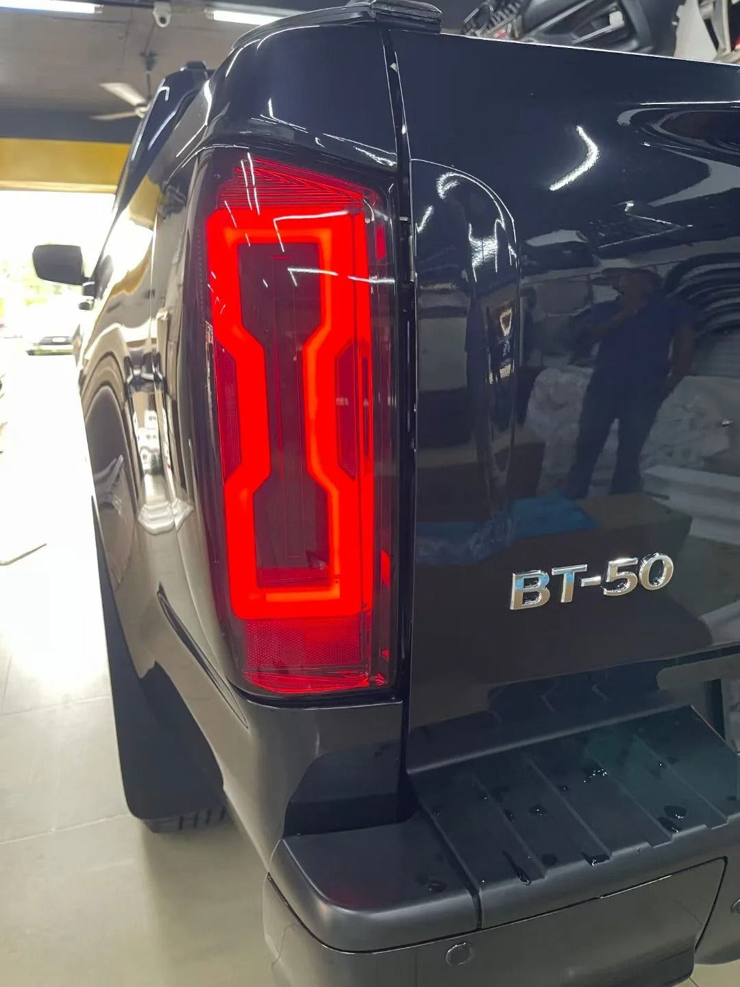 LUCES TRACERAS STOP PARA BT50 2021 al 2022